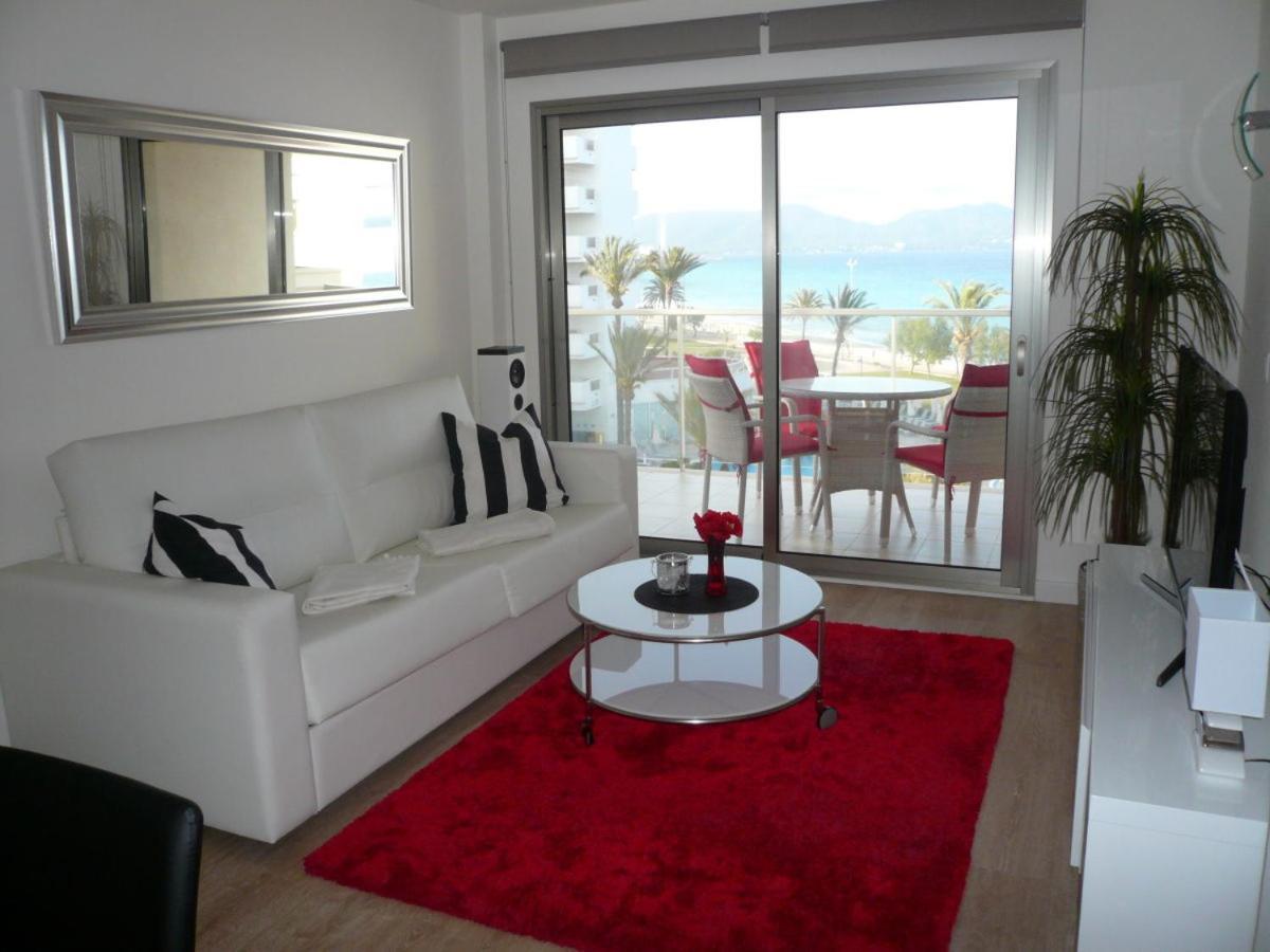 Modern Apartment With Stunning Sea View Кала-Мільор Екстер'єр фото