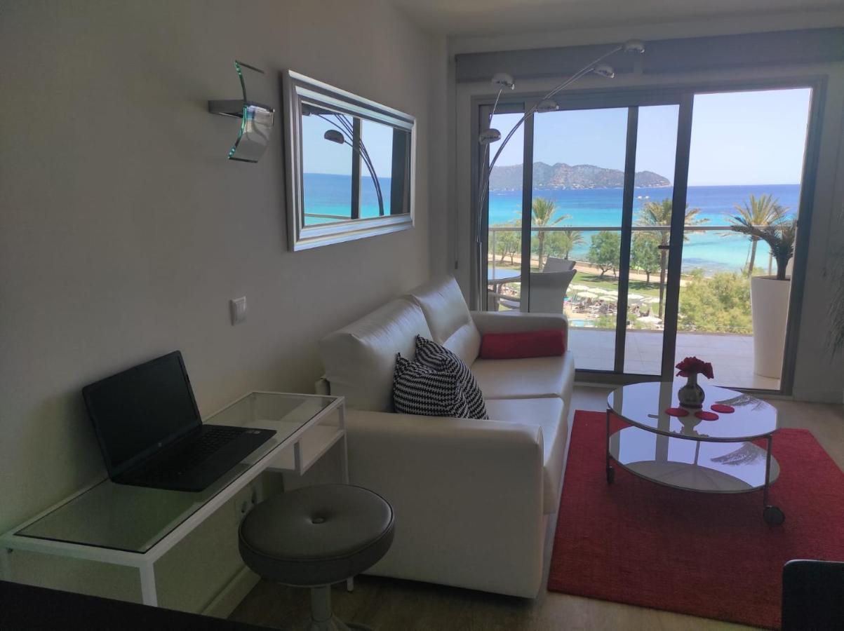 Modern Apartment With Stunning Sea View Кала-Мільор Екстер'єр фото